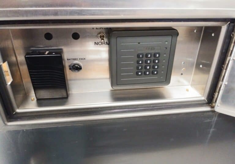 Eagle Electronic Traffic Cabinet Lock